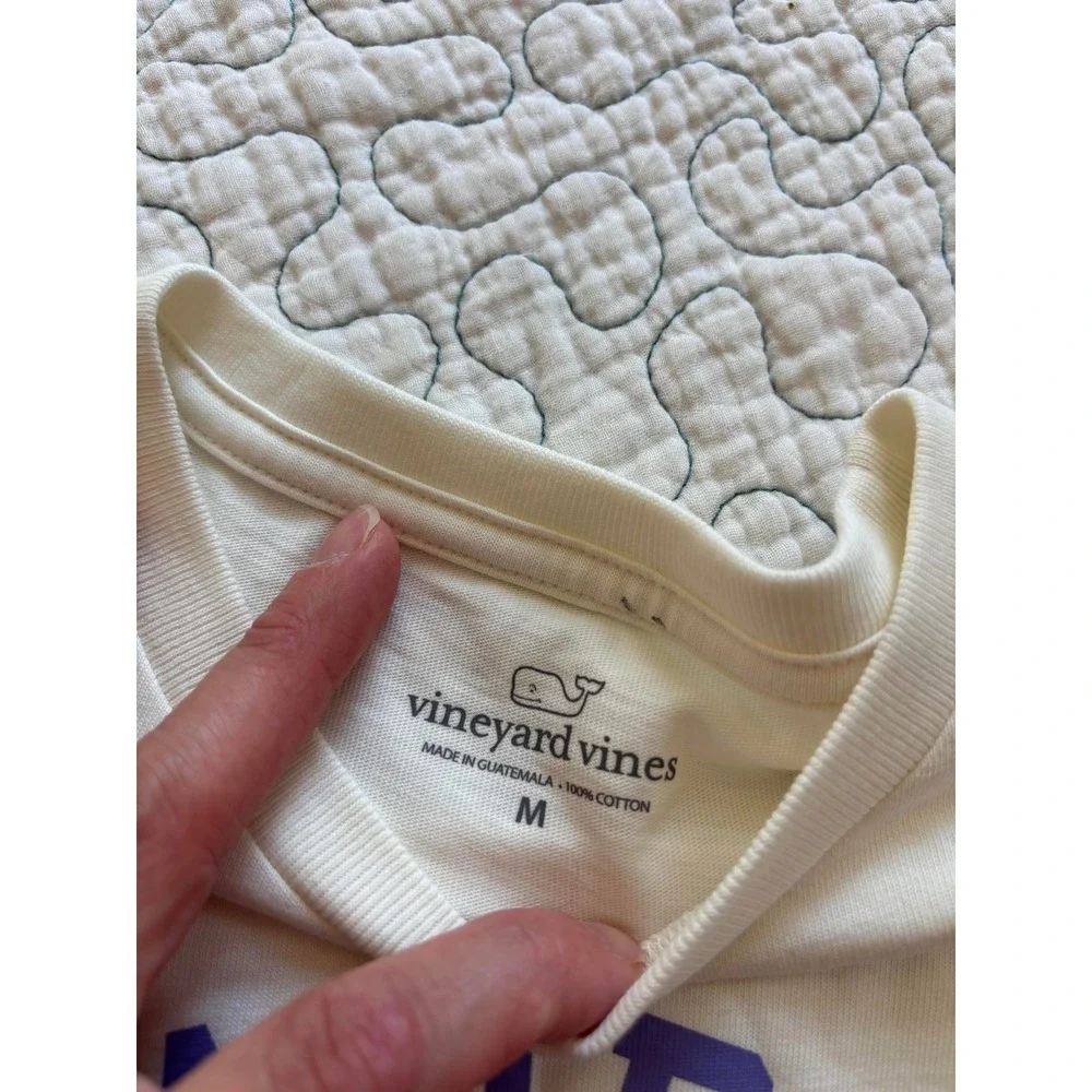 Vineyard Vines Girls Basketball Long Sleeve Graphic Tee Size Medium, NWOT